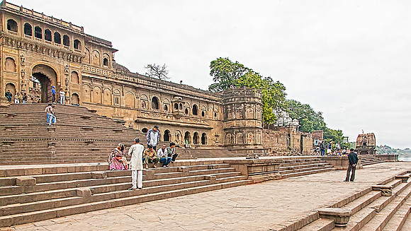 Maheshware portal and ghats_MG_9951