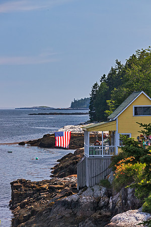 Cabin on cliff, Maine_MG_8223